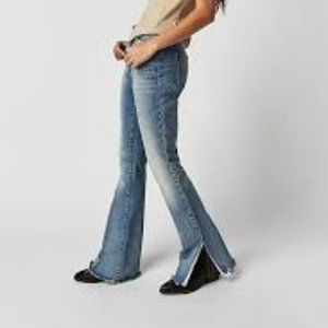 NWT: Blank NYC Women’s THE HOYT IN FAST FORWARD JEAN Sizes 26 and 29
